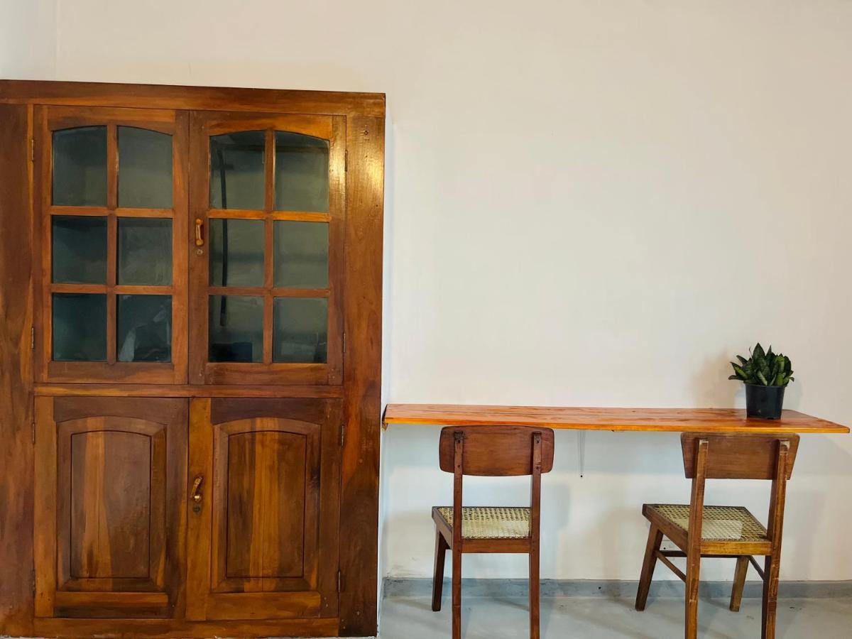 ヒッカドゥワ Sea Frame By Walkseylon Bed & Breakfast エクステリア 写真